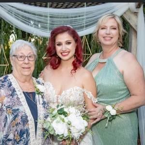 Meet your Posher, Kendra